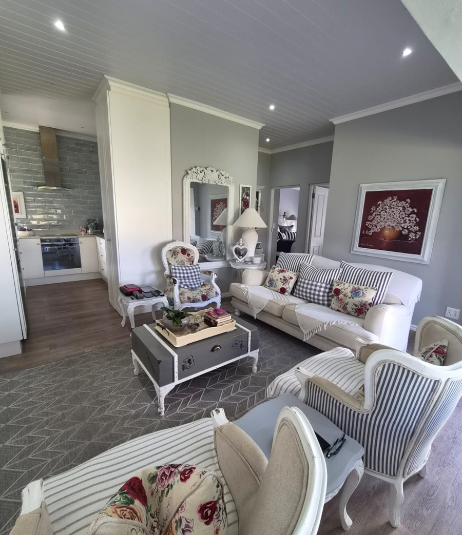 2 Bedroom Property for Sale in Struisbaai Western Cape